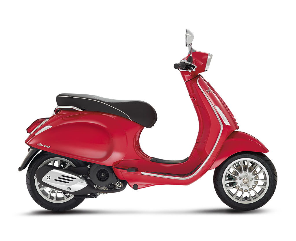 Rent a VESPA 125 S Colosseum Motocylce Center