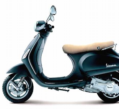 Rent Vespa LX 125